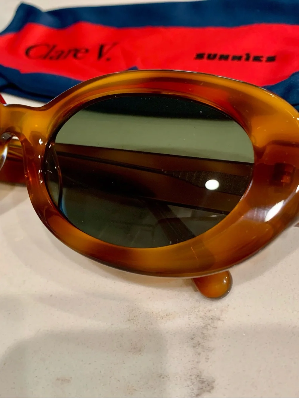 Clare V. Julia oval sunglasses NWT, never worn, perfect condition